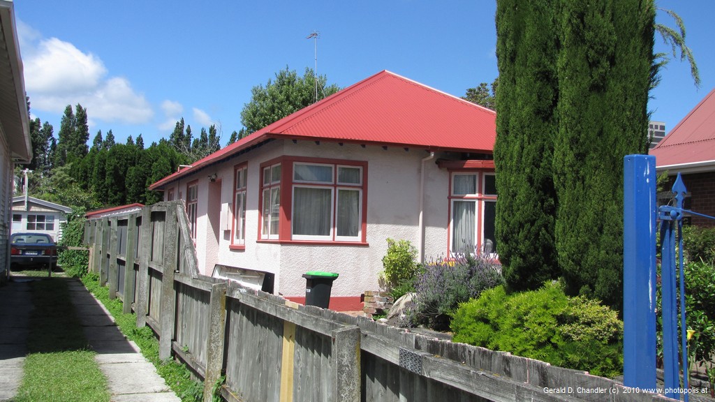 Modest plaster home in Central Christchurch