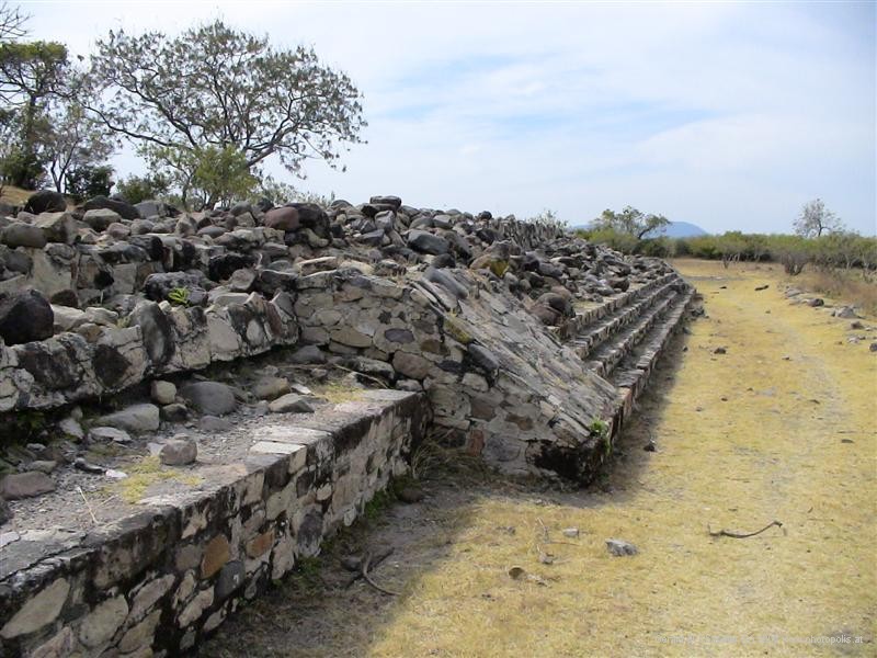 Chalcatzingo residential or religious compound