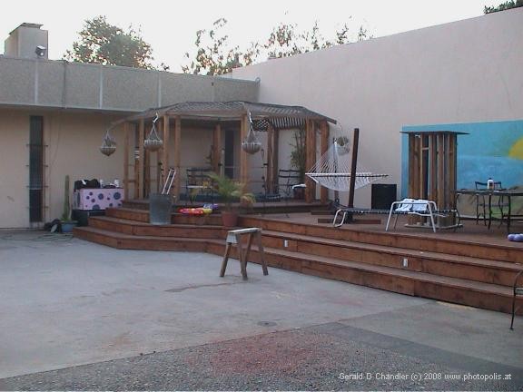 Caltech Lloyd House Courtyard