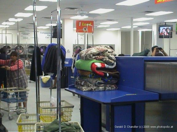 Laudramat on Alvarado Blvd